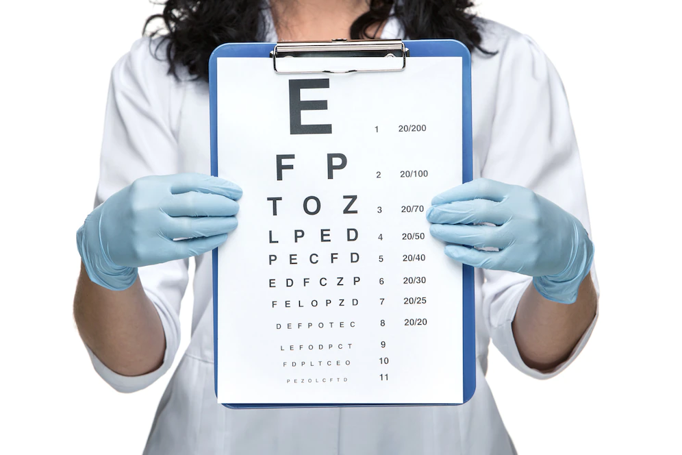 male-ophthalmologist-with-eye-chart_155003-1566.jpg